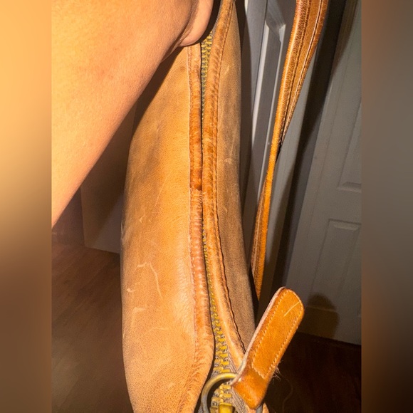 Coach Tan Leather Bag with Tag Field Bag (style number 9609) - Picture 8 of 11